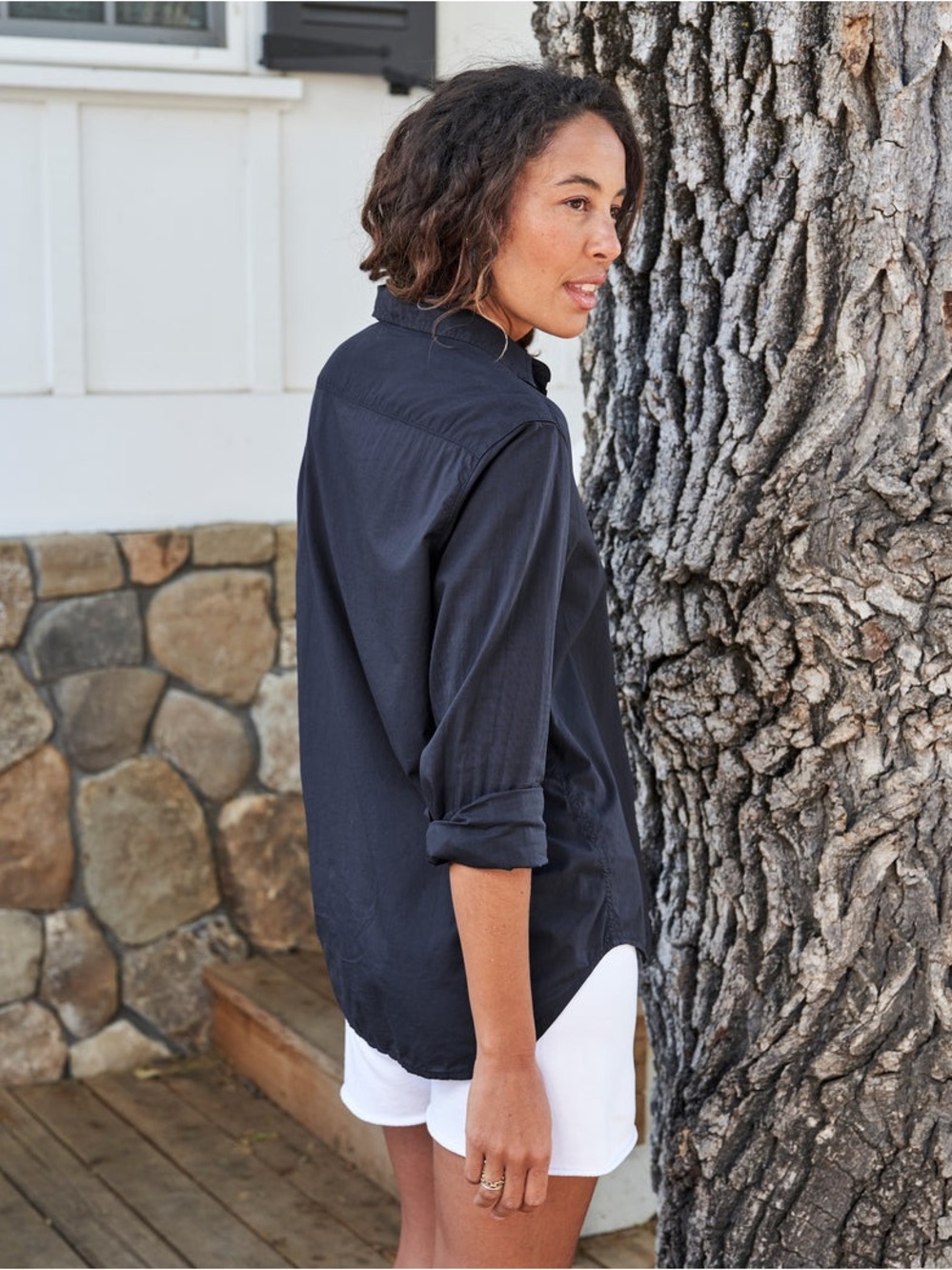 Frank & Eileen Featherweight Cotton Barry Shirt in Navy Medium - Picture 2 of 6